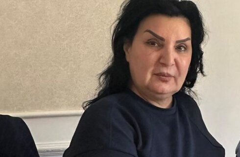 148 saylı məktəbin direktoru Esmira Babayeva niyə pul yığdırır? VİDEO