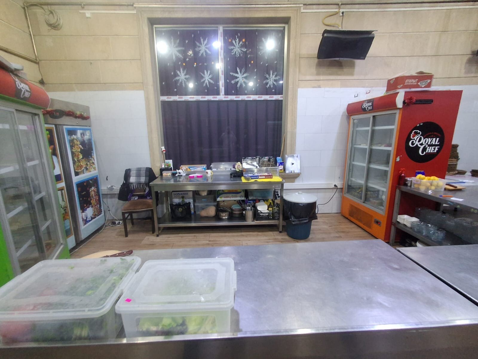 Aqşin Fatehin restoranında saxta içkilər satılırmış