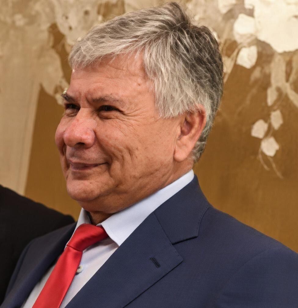 Seyfəddin Dəmirlini aldadıb 400 min almaq istəyiblər