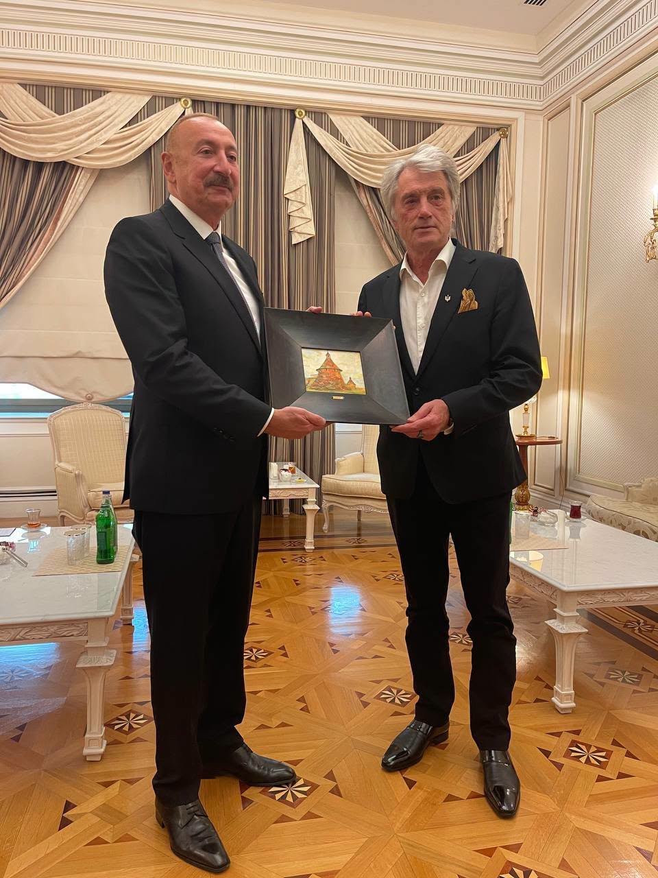 Viktor Yuşşenko Ukraynaya dəstəyə görə Prezident İlham Əliyevə təşəkkür edib