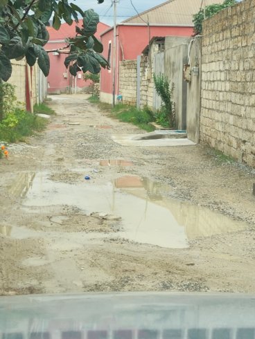 Adil Əliyevin yadından çıxan Suraxanı -Sakinlər illərdir "qan ağlayır", o təmiz küçələrdə foto çəkdirir